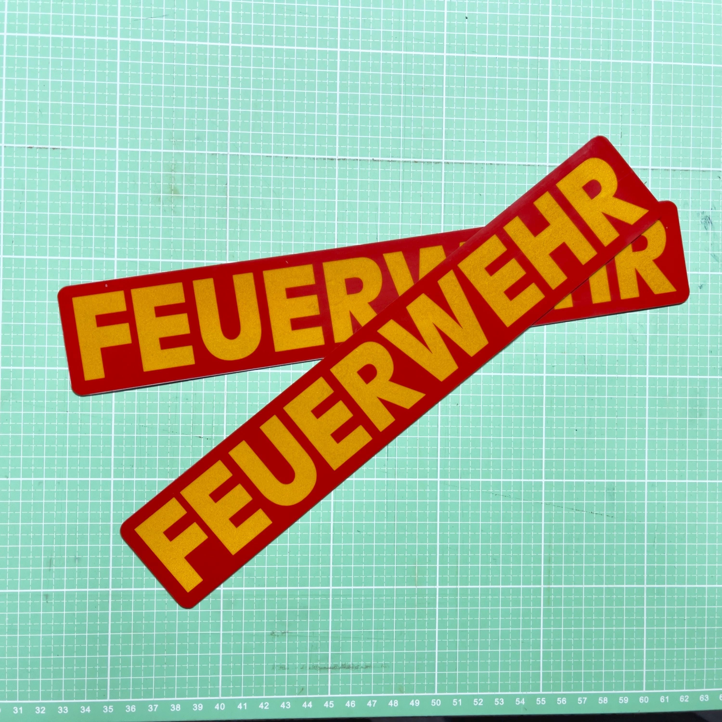 2 Magnetschilder FEUERWEHR reflektierend gelb-rot 30 x 5 cm
