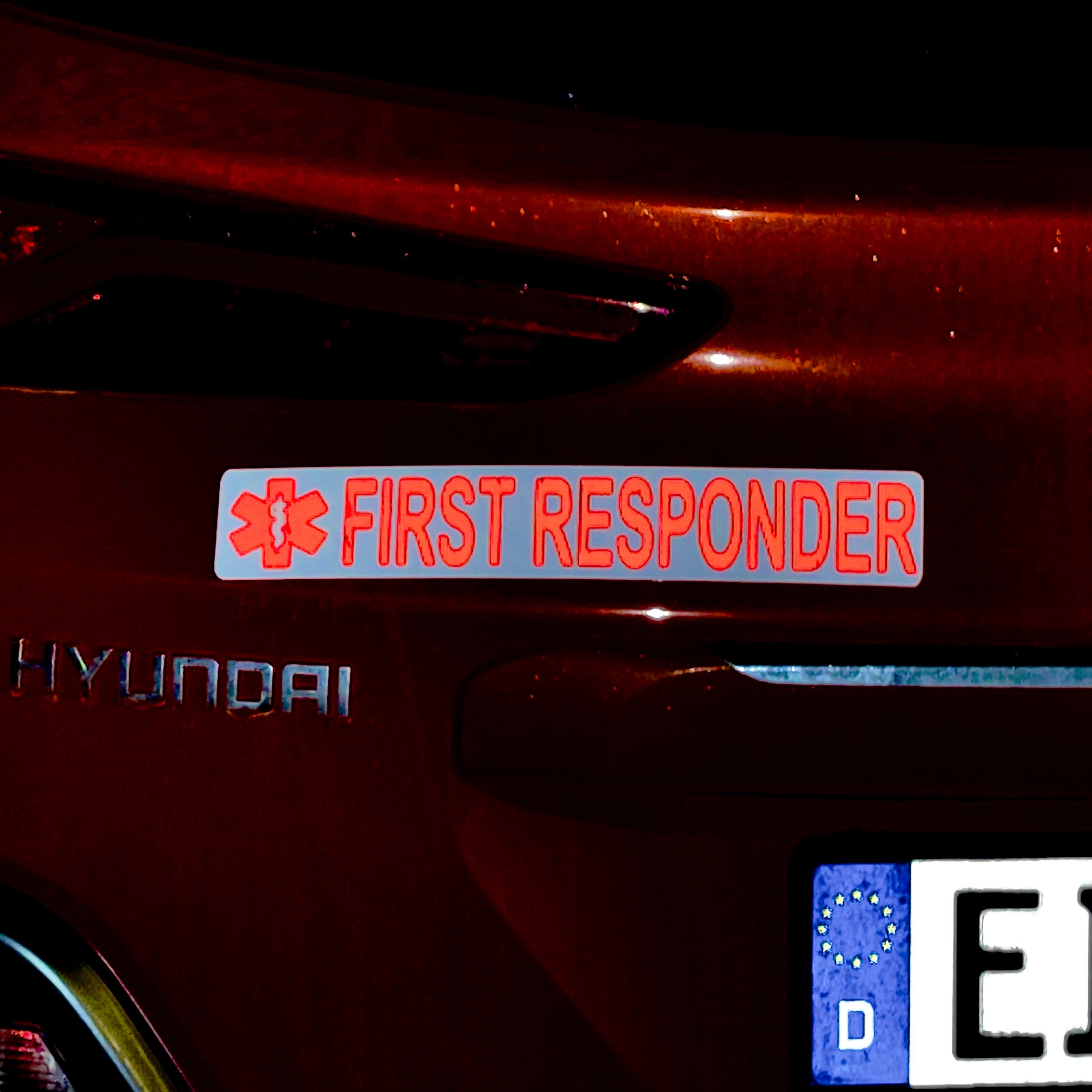 Magnetschild FIRST RESPONDER (2 St.) reflektierend 30 x 5 cm